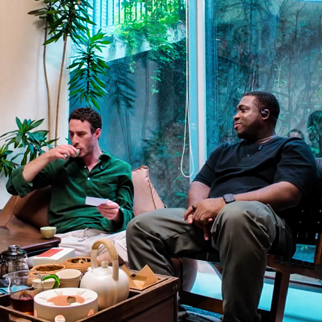 Relaxed Tea Gathering