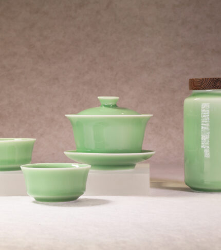 Plum green Longquan celadon gaiwan for daily gongfu tea brewing