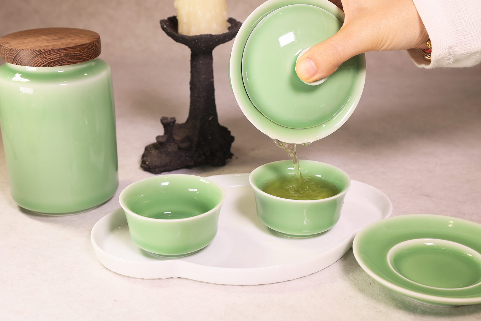 Ruyuxuan celadon tea set for a daily Chinese tea ritual with pouring tea moment